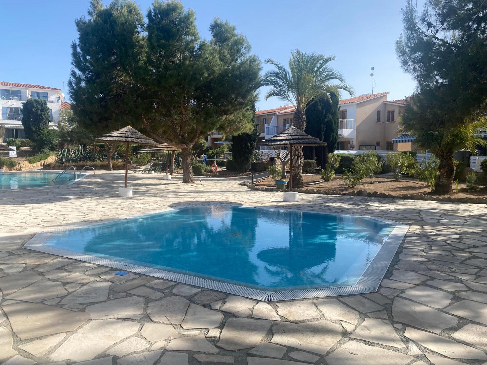 Newly Renovated- Regina Gardens 1, Venus 500 M, Sea&sunsets View, License Ooo7141 Apartment *